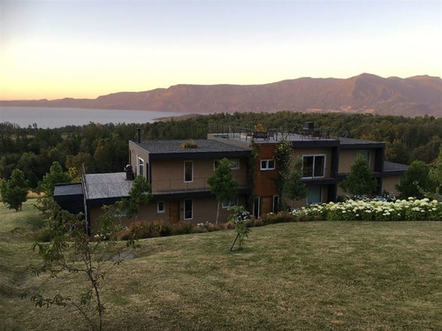 Imagen 10 de 18 de Lujosa Casa Con Increible Vista Al Lago A 3 Km Centro Pucón