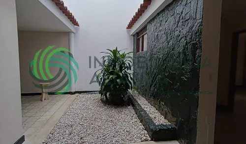 Casa En Arriendo En Bolarqui. Cod A16437