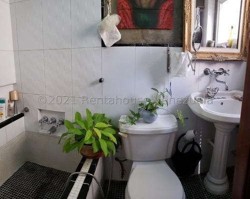 Imagen 27 de 30 de Alquiler En Los Palos Grandes Rah 22-11301 Orlando Figueira 0412 5535289
