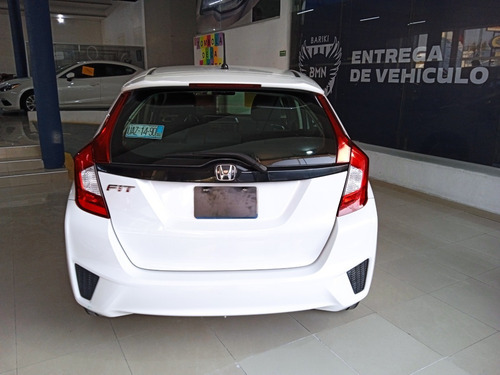 Imagen 4 de 15 de Honda Fit 2017