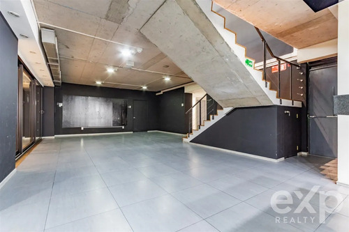 Oportunidad Inversionistas! Oficina + Showroom