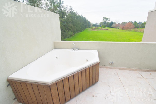 Imagen 11 de 13 de Venta De Departamento Tipo Duplex En Guillermo E Hudson - Altos De Hudson (26563)