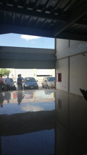 Imagen 3 de 11 de Se Alquila Local C.c. Millenion 04144127897