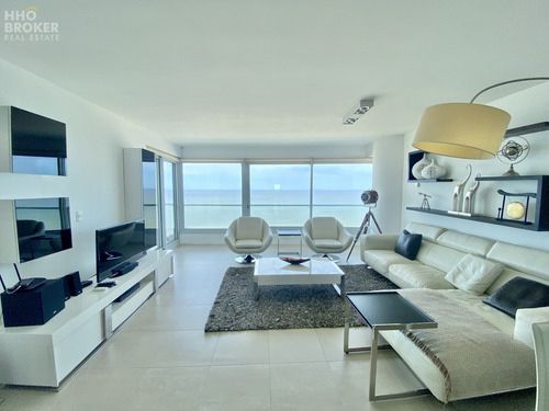 Venta Departamento En Le Parc Ii, Playa Brava, Punta Del Este.