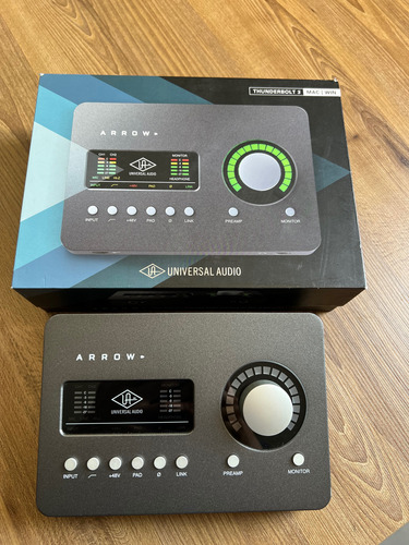 Universal Audio Uad Arrow Cinza-escuro (Usado)