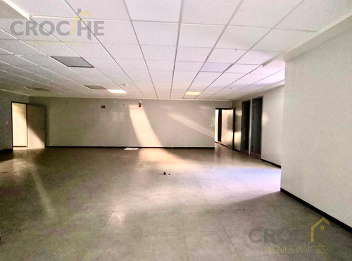 Bodega En Renta Ubicada En La Carretera Xalapa - Veracruz, Zona Comercial.