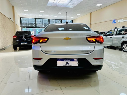 Imagen 11 de 12 de Chevrolet Onix Premier 21.000 Km Retira U$d 11990 Y Financio
