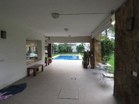 Imagen 4 de 14 de Chalet En Venta En Castelar Sur