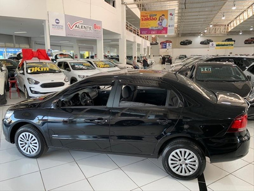 Volkswagen Voyage Voyage 1.0 Completo - 2015 - Preto - Impec