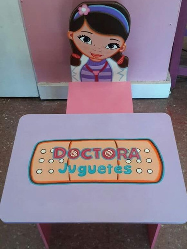 Mesa Y Silla Infantil De La Doctora Juguetes