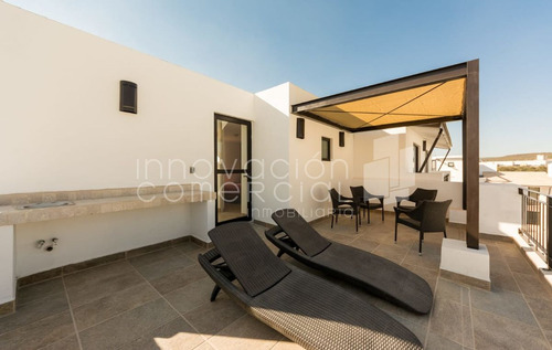 Casa En Venta Nueva 4 Recamaras Torre De Piedra Frente A Antea