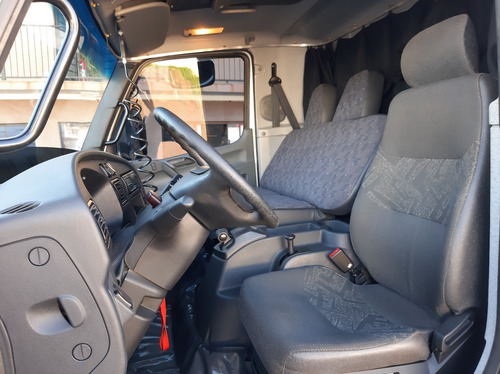 Mercedes Benz Accelo 1016 4x2 Ano 2019/20 Automático