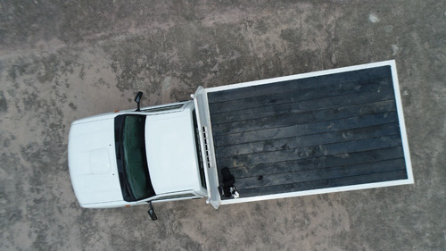 Nissan Np300 2007 Materialista