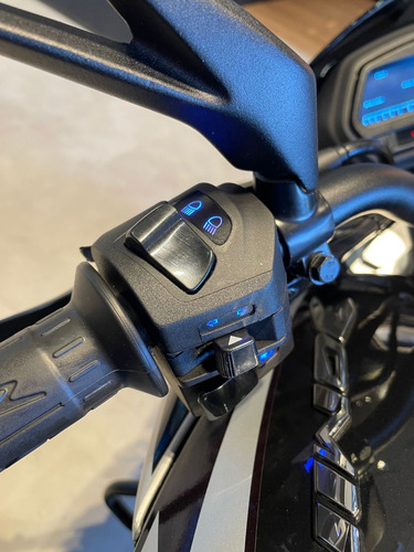 #009 - Bajaj Dominar 250cc - 0km - Yamaha Fz25