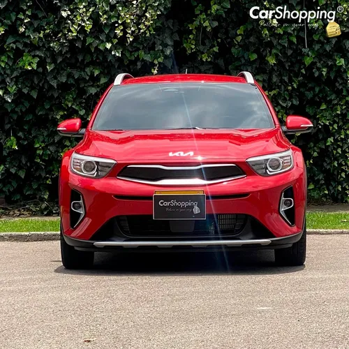 Kia Stonic 1.0 Mt Zenith Híbrida La Más Full Como Nueva
