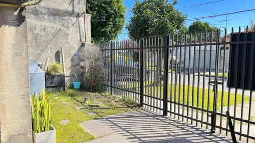 Venta Casa 3 Ambientes Jose Leon Suarez Con Parrilla Terraza