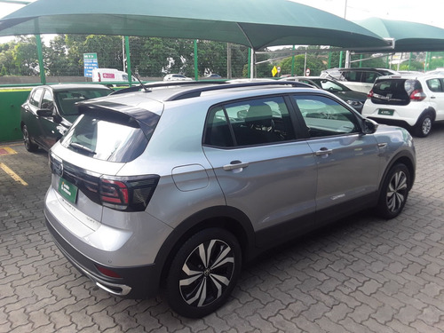 Volkswagen T-Cross 1.0 200 TSI TOTAL FLEX COMFORTLINE AUTOMÁTICO