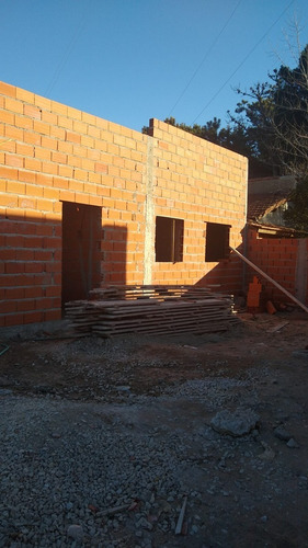 Imagen 2 de 9 de Duplex En Construccion - Calle 81 N° 732 Mar Del Tuyu