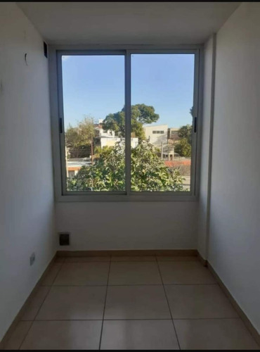 Venta! Dpto Con Patio 1 Dorm. Julio A. Roca 935, B Gemes.