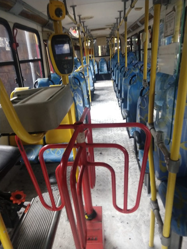 Ônibus Urbano Seminovo Ú Dono Comil Svelto Mercedes Of1721