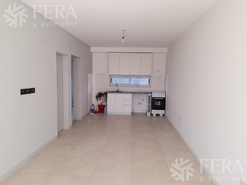Imagen 2 de 18 de Venta De Departamento 1 Ambiente En Crucesita (28815)