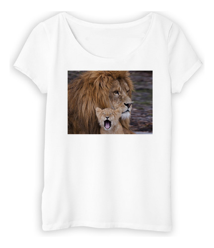 Remera Mujer Leon Padre Hijo Cria Bostezo Rey Selva