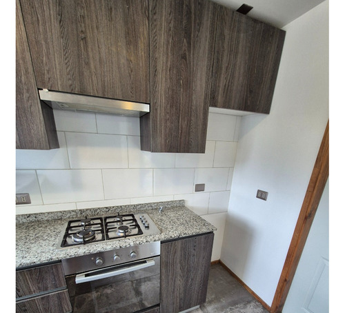 Atención! Casa De 3d+3b, Como Nueva. Oportunidad Compra.