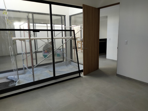 Imagen 3 de 14 de Casa Nueva De Autor 3 Rec Con Baño Estudio Amplios Espacios