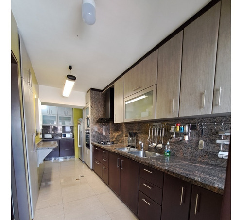 Imagen 2 de 18 de Apartamento En Venta Urbanización La Florida Caracas