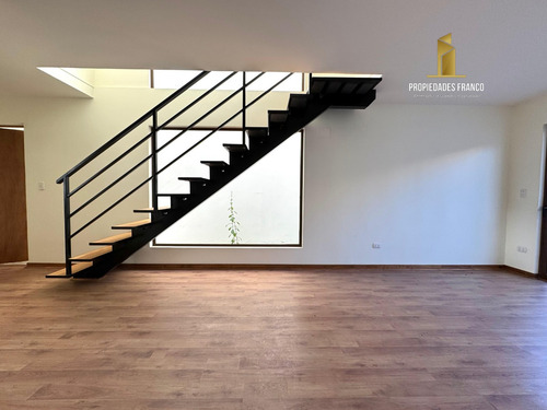 Quilpue Vende Casa 3d 3d Dos Pisos Moderna Centro
