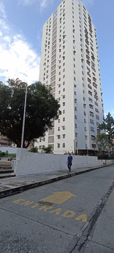 Imagen 11 de 12 de Se Vende Apto 77m2 3h/1b/1p El Valle 2096