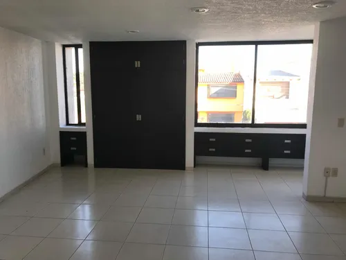 Casa Amplia Excelente Ubicación En Metepec