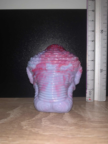 Who Goes There Serie 4 / Unbox Industries / Figura Yokai (Usado)