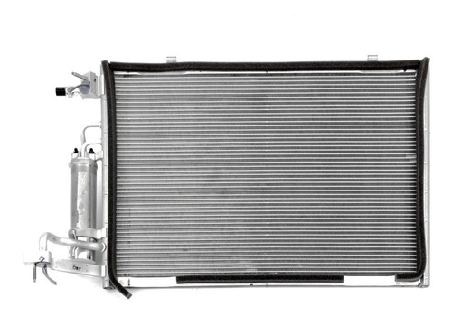 Imagen 2 de 6 de Condensador Del Aire Acondicionado Ford Ka 17/18