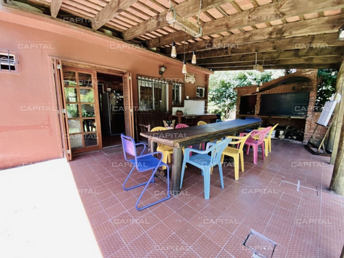 Venta De Casa 5 Dormitorios En Pinares, Punta Del Este-ref:30538