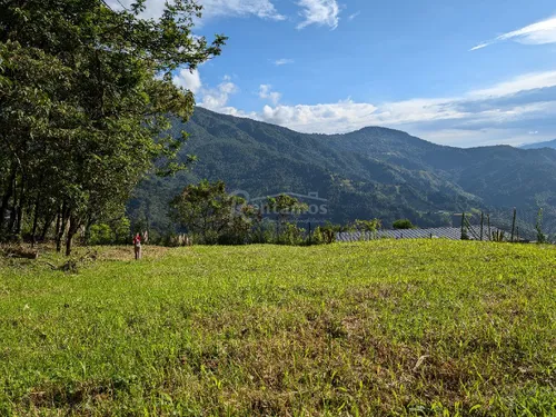 Lote En Venta En Loma Del Escobero. Cod V776106