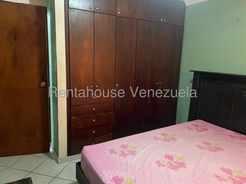 Ms Cómodo Apartamento De 3 Habitaciones, Con Closet, Tanque De Agua Y Bomba De Agua, Balcón Cerca Del Portón , Excelente Condominio Y Vigilancia Cerca De La Ujap . Semi Amoblado. Poblado San Diego