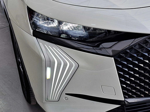 Ds Automobiles Ds7 1.6 Puretech 225 Opera At 2023
