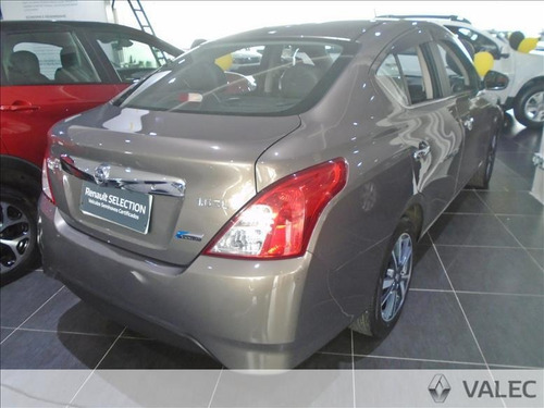 Nissan Versa 1.6 16v Flexstart Sl