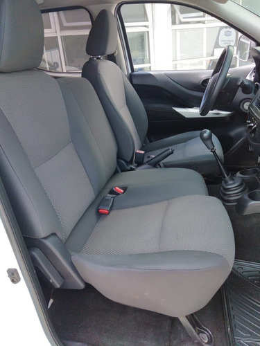Imagen 11 de 14 de Nissan Frontier 4x4 2019