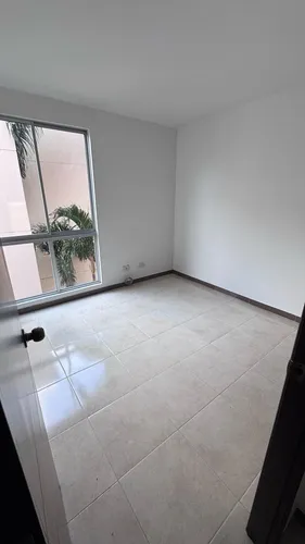 Venta Hermoso Apartamento En La Hacienda Piso 4 Con Ascensor (fv)