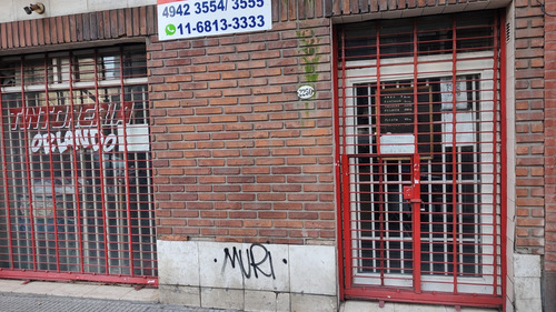 Local Sobre Avenida.