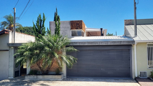 Refúgio Exclusivo Em Atibaia: Casa De Arquitetura Única No Coração Do Jardim Floresta!! Abaixo Da Avaliação!! (avaliada Em R$ 1.7k)