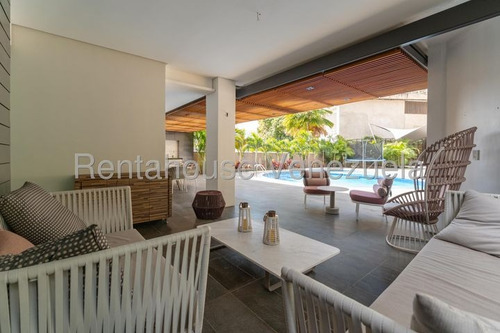 Casa ( 2 Niveles / Remodelada ) / Alquiler Colinas Del Tamanaco Mls - 25-21733