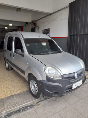 Imagen 3 de 15 de Renault Kangoo 2016 1.6 Furgon Ph3 Confort 5as Lc