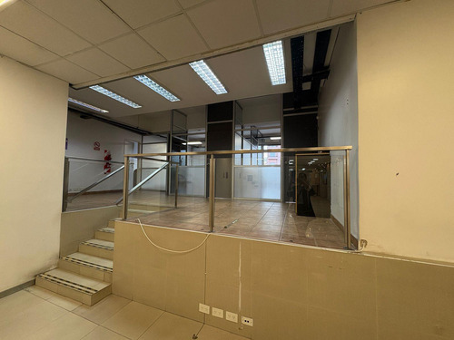 Alquiler Amplio Local Comercial En Caballito