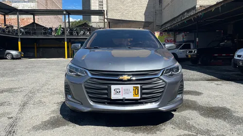Chevrolet Onix 1.0T Premier Hatch At