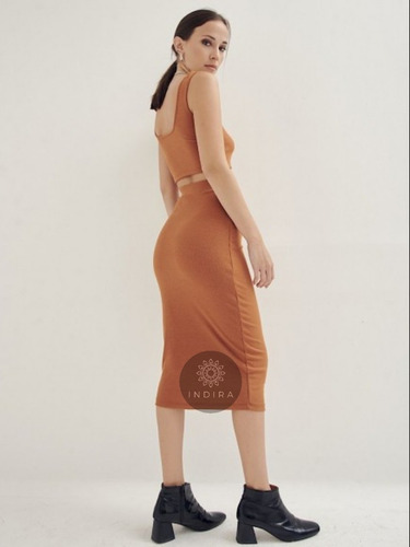 Imagen 4 de 4 de Conjunto Top Crop Y Pollera Falda Larga Mujer