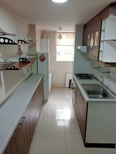 Departamento En Barrio Exclusivo Y Excelente Conectividad