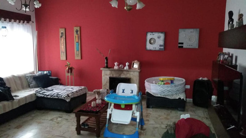 Ph En Venta - 3 Dormitorios 1 Baño - 148mts2 - Quilmes